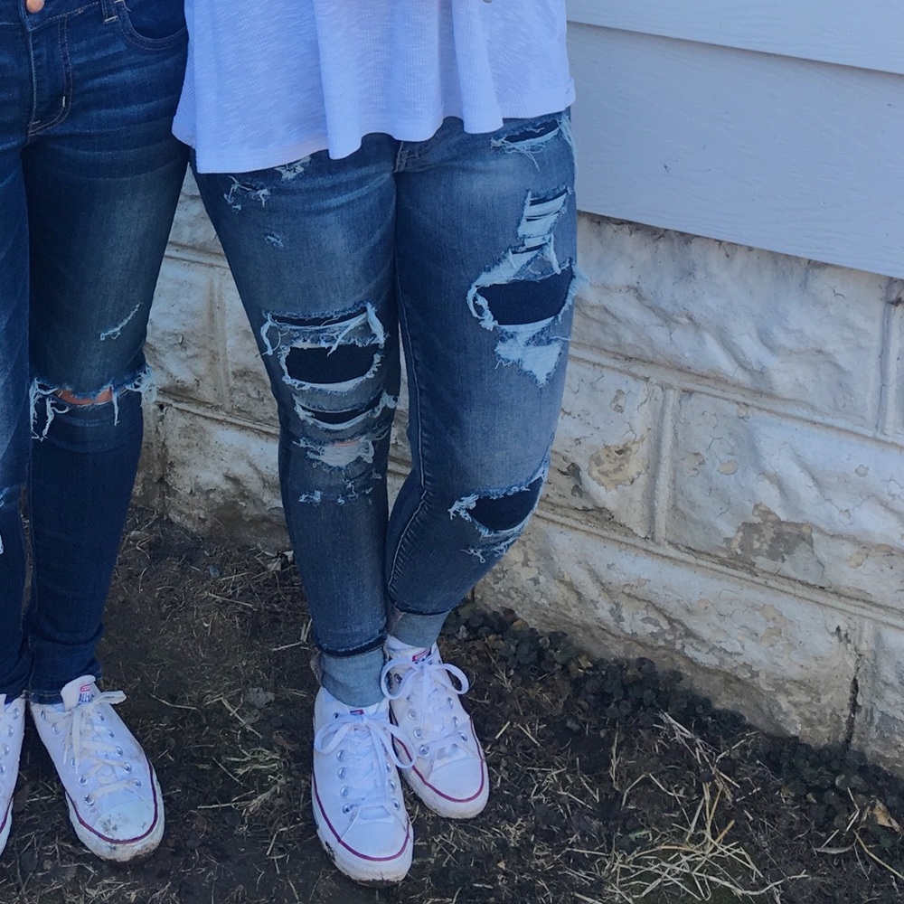 American Eagle ripped jeans
